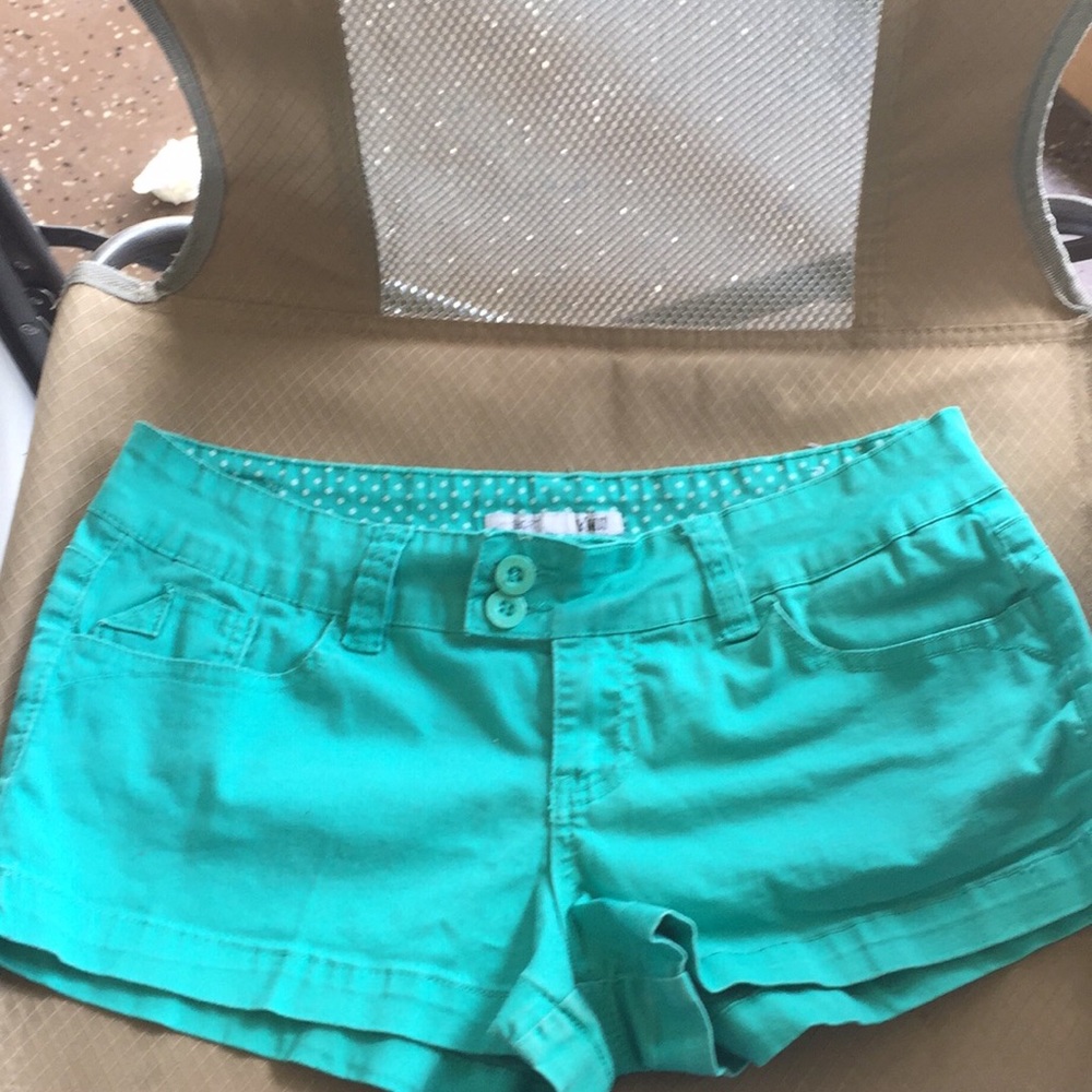 Junior YMI mint shorts